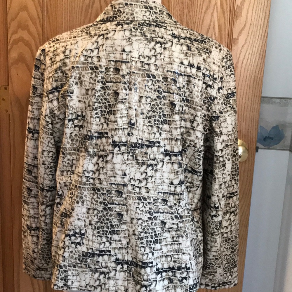 Snakeskin Print Button Down Blazer Set - image 2
